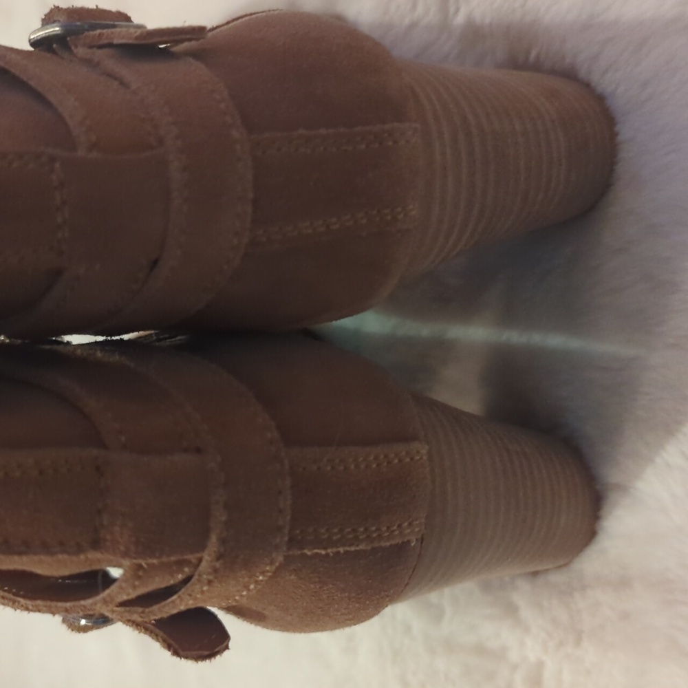 Lucky Brand Boots Womens Latonya Side Zip Ankle Bootie Brown Suede Heels Sz 6.5 - Picture 4 of 7